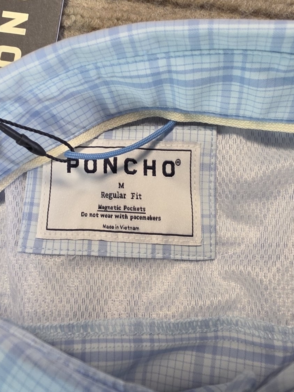 Poncho Outdoors Performance Shirt Mens M White/Blue Plaid Magnetic Pockets. NWT - Picture 3 of 9
